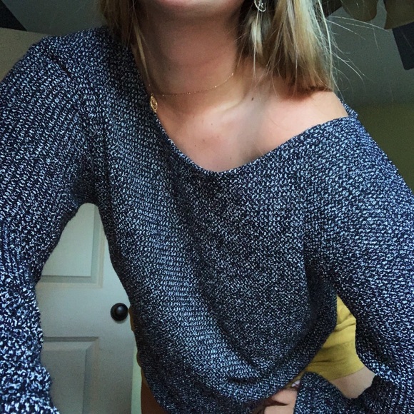 super sweet O’Neill knit - Picture 1 of 2